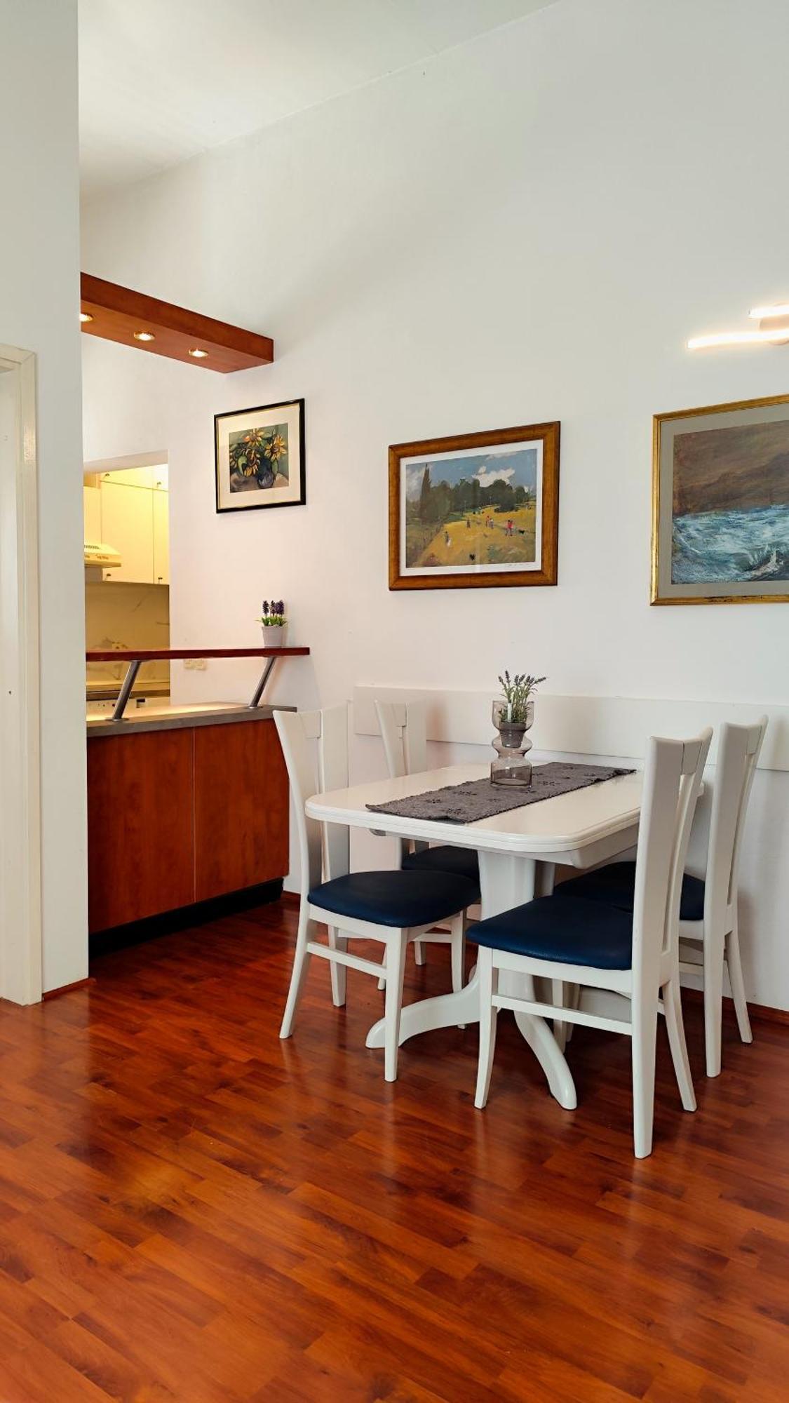 Apartman Beus มาคาร์สกา ภายนอก รูปภาพ